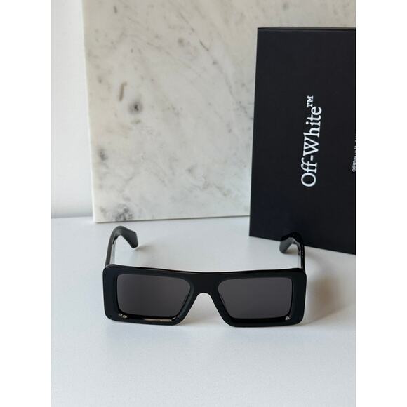 NEW Off White Troy Black Thick Rim Square Unisex Sunglasses - Picture 3 of 8